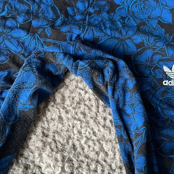 Adidas leggings medium - Picture 4 of 4